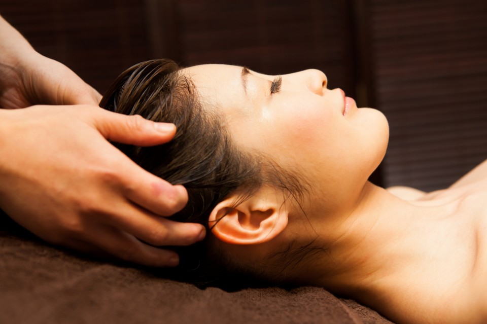 pixta_7648342_M-960x639